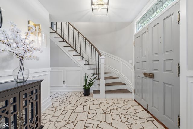 110 McClellan Road, Greenfield, IN 46140
