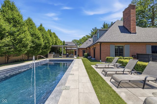 110 McClellan Road, Greenfield, IN 46140