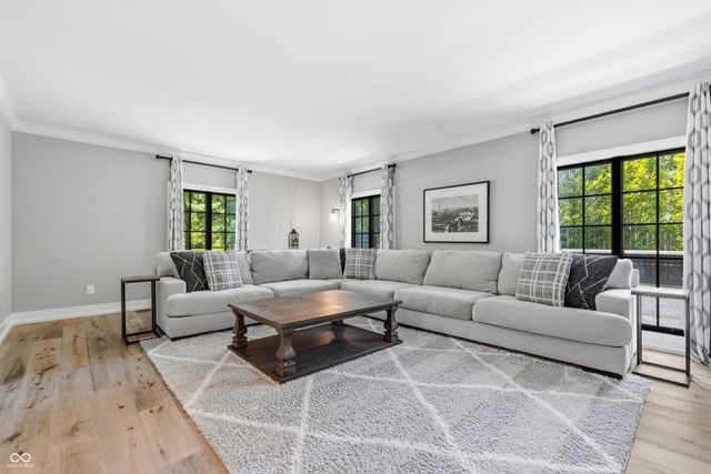 110 McClellan Road, Greenfield, IN 46140