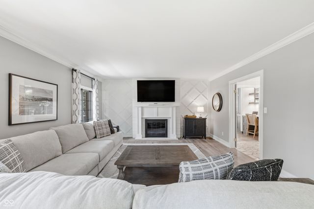 110 McClellan Road, Greenfield, IN 46140