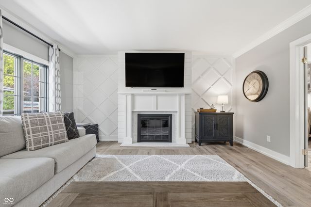 110 McClellan Road, Greenfield, IN 46140