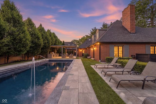 110 McClellan Road, Greenfield, IN 46140