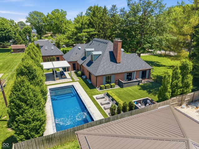 110 McClellan Road, Greenfield, IN 46140