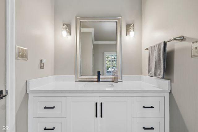 110 McClellan Road, Greenfield, IN 46140