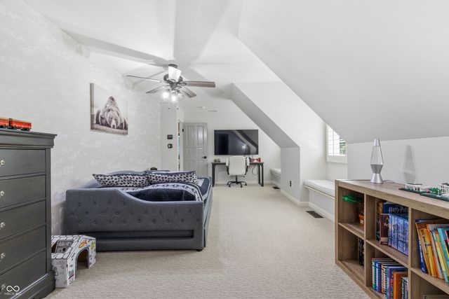 110 McClellan Road, Greenfield, IN 46140