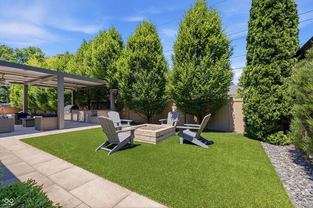 110 McClellan Road, Greenfield, IN 46140