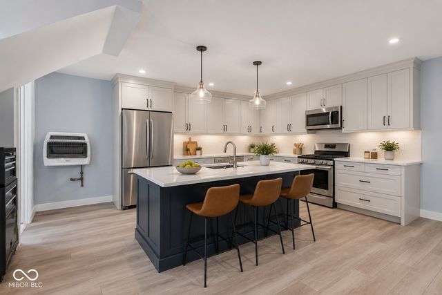 110 McClellan Road, Greenfield, IN 46140