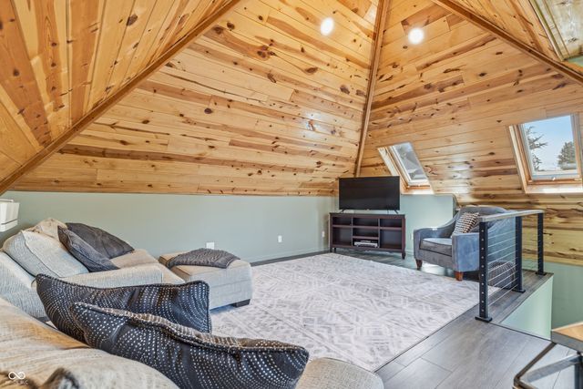 110 McClellan Road, Greenfield, IN 46140