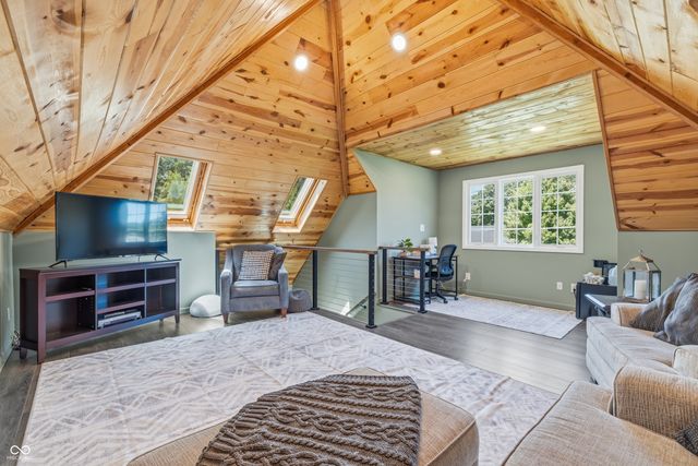 110 McClellan Road, Greenfield, IN 46140
