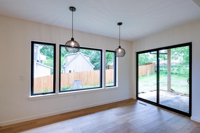 105 E Lakeview Avenue, Madison, WI 53716