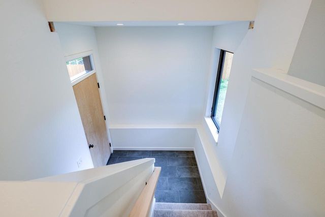 105 E Lakeview Avenue, Madison, WI 53716
