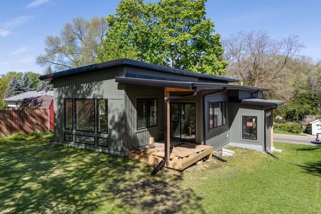 105 E Lakeview Avenue, Madison, WI 53716