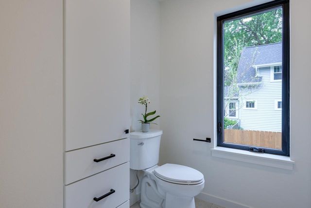 105 E Lakeview Avenue, Madison, WI 53716