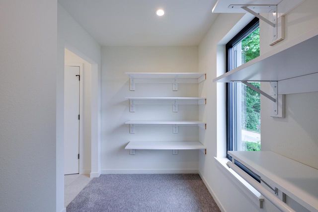 105 E Lakeview Avenue, Madison, WI 53716
