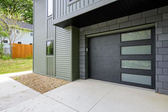 105 E Lakeview Avenue, Madison, WI 53716