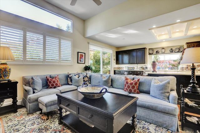 628 Morgan Ranch Dr, Grass Valley, CA 95945