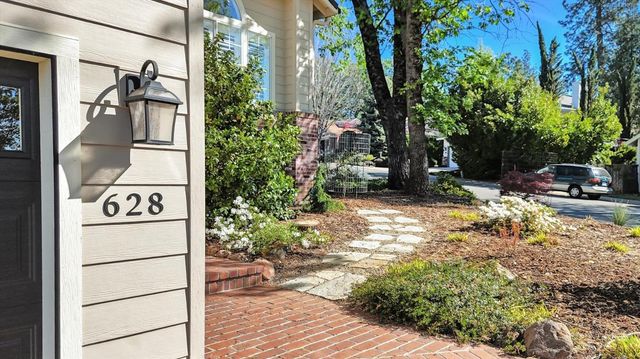 628 Morgan Ranch Dr, Grass Valley, CA 95945