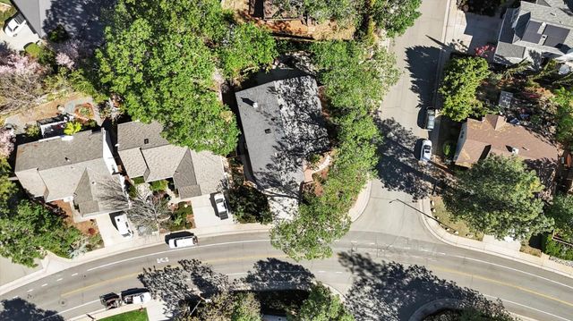 628 Morgan Ranch Dr, Grass Valley, CA 95945