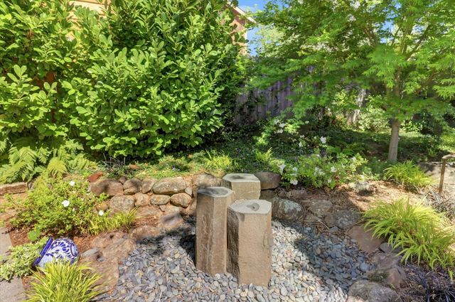 628 Morgan Ranch Dr, Grass Valley, CA 95945