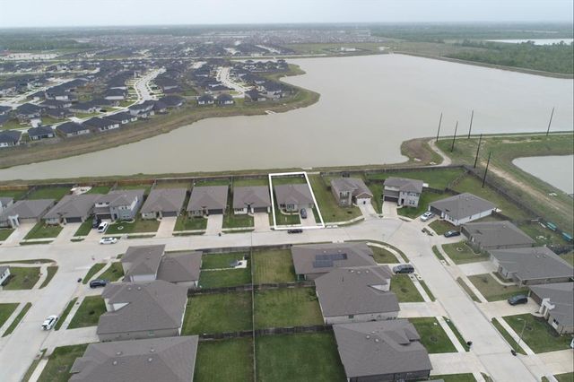 1219 Minerals Lane, Rosharon, TX 77583