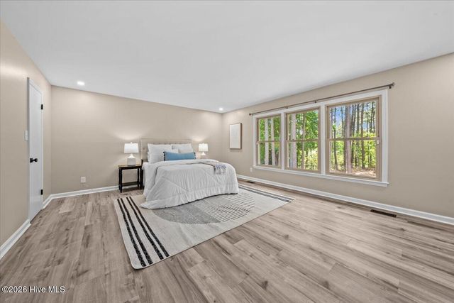 255 Stoneyfield Drive, Southern Pines, NC 28387