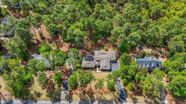 255 Stoneyfield Drive, Southern Pines, NC 28387