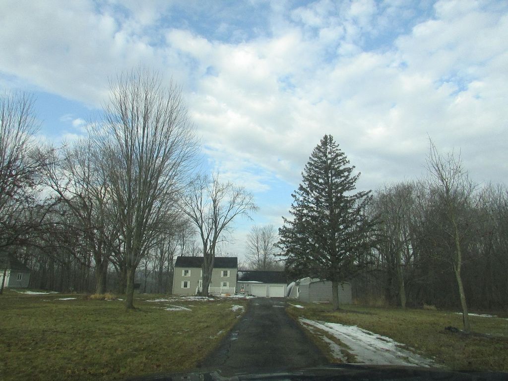 4887 W River Ridge Road, Owosso, MI 48867