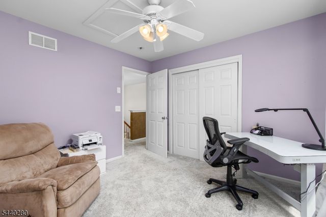 8 Steeplechase Way, Washington Twp., NJ 07840