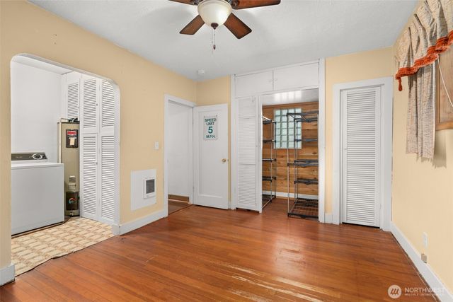 1905 Gerber Street, Raymond, WA 98577