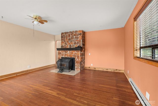 1905 Gerber Street, Raymond, WA 98577