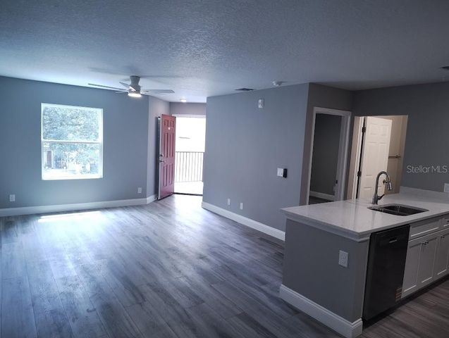 3024 PARKWAY BOULEVARD 202, Kissimmee, FL 34747