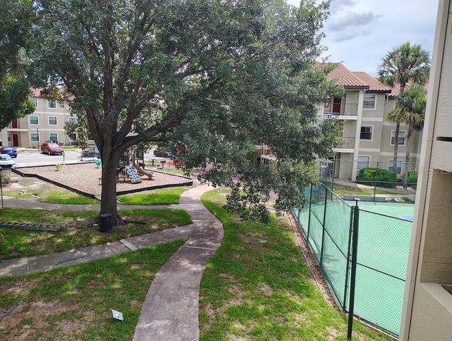 3024 PARKWAY BOULEVARD 202, Kissimmee, FL 34747