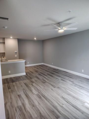 3024 PARKWAY BOULEVARD 202, Kissimmee, FL 34747