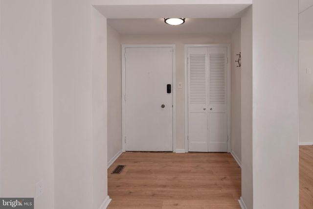 68 MOUNTAIN AVE, Princeton, NJ 08540