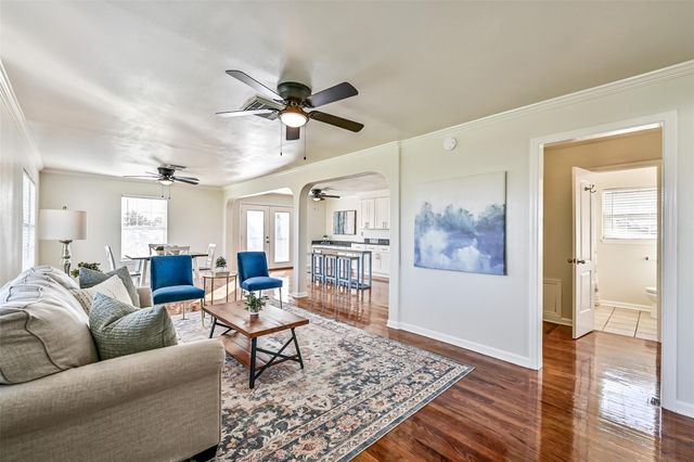 1029 62nd Street, Galveston, TX 77551