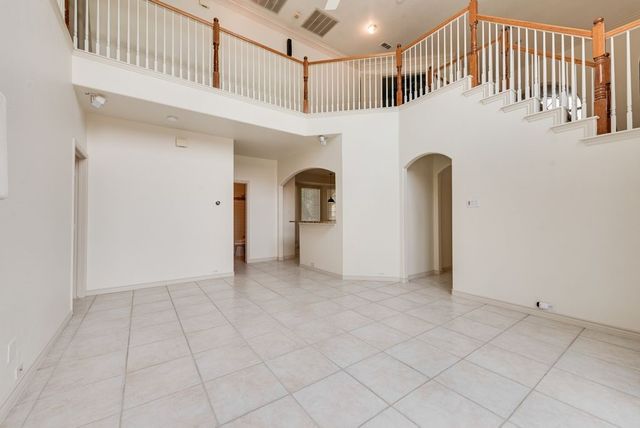 5900 Heron Cove Lane, The Colony, TX 75056