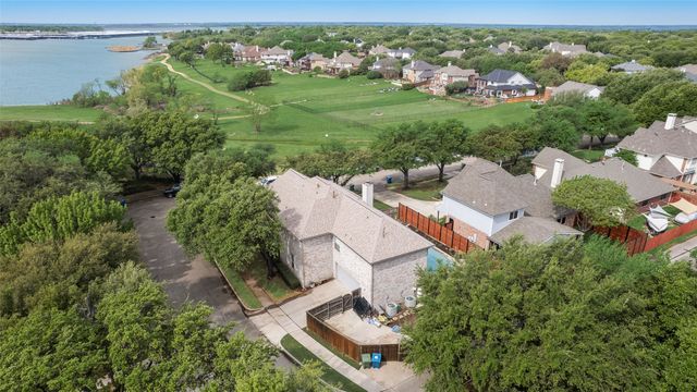 5900 Heron Cove Lane, The Colony, TX 75056