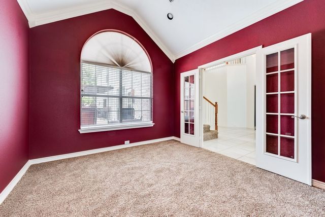 5900 Heron Cove Lane, The Colony, TX 75056