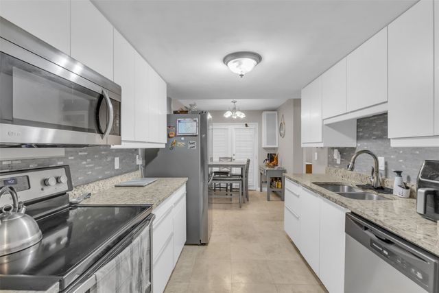 7670 Kings Ridge Road, Frisco, TX 75035