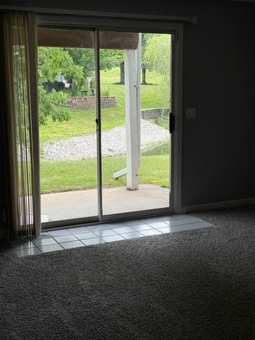 8484 Watersedge Drive, Florence, KY 41042