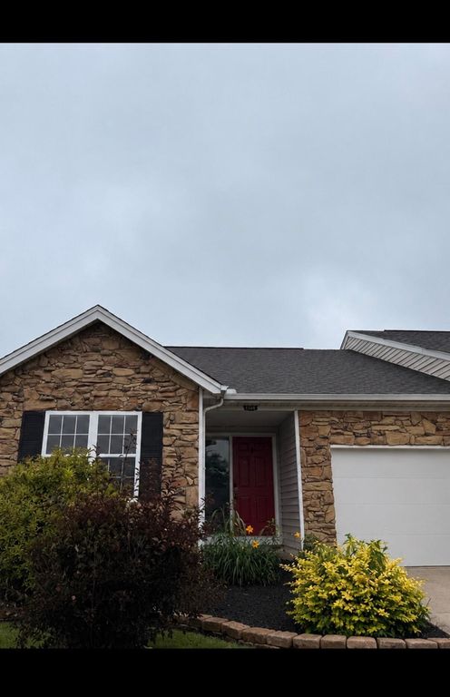 8484 Watersedge Drive, Florence, KY 41042