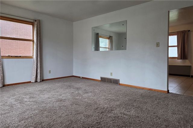 238 Meadowbrook Drive, Steubenville, OH 43953