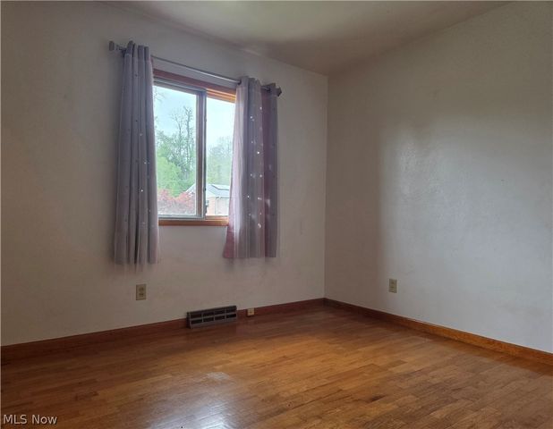 238 Meadowbrook Drive, Steubenville, OH 43953