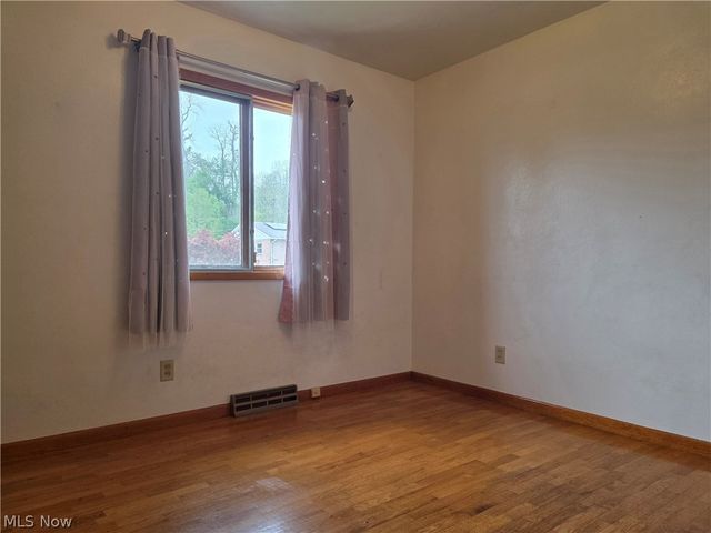 238 Meadowbrook Drive, Steubenville, OH 43953