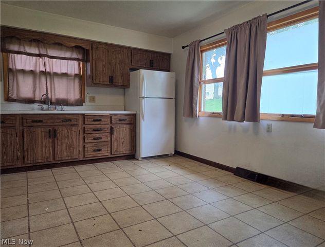 238 Meadowbrook Drive, Steubenville, OH 43953