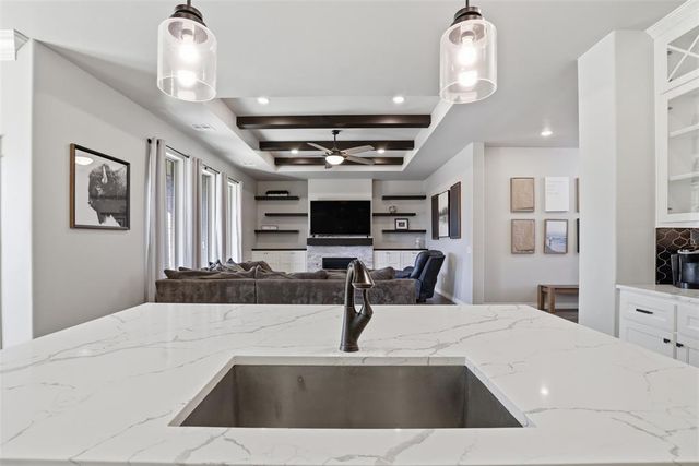 1820 W Trout Way, Mustang, OK 73064