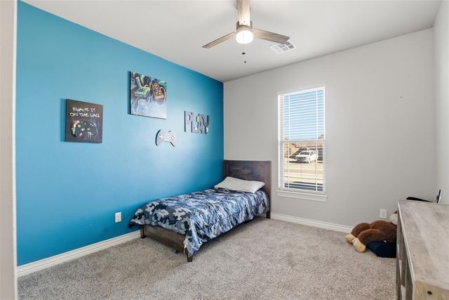 1820 W Trout Way, Mustang, OK 73064