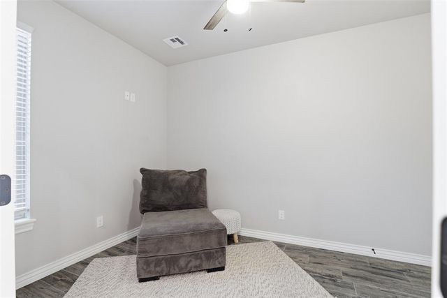 1820 W Trout Way, Mustang, OK 73064