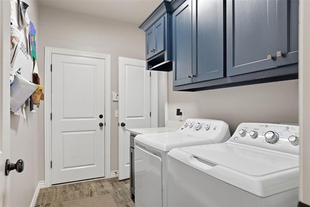 1820 W Trout Way, Mustang, OK 73064