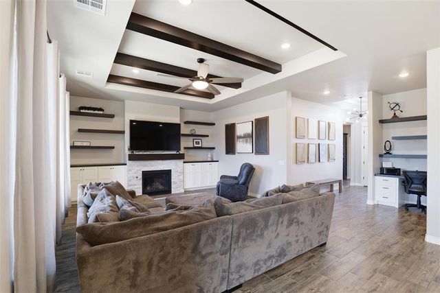 1820 W Trout Way, Mustang, OK 73064